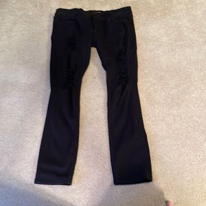 NWOT Express Mid-Rise Distressed Legging Jeans